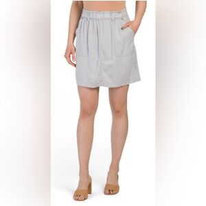 dā-sh Light Gray Pull-On Skirt Women’s Size L Utility Style Pockets